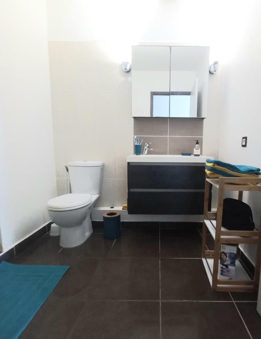 Appartement Les Pieds Dans L'Eau Chez Syl à Le Moule Extérieur photo